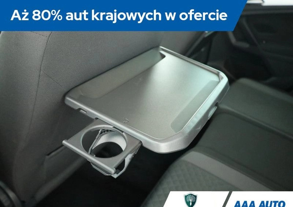 Volkswagen Tiguan cena 78000 przebieg: 192371, rok produkcji 2017 z Szprotawa małe 301